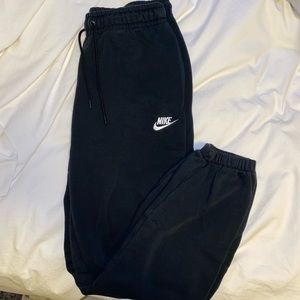 UNISEX NIKE SWEATPANTS - OVERSIZED FIT